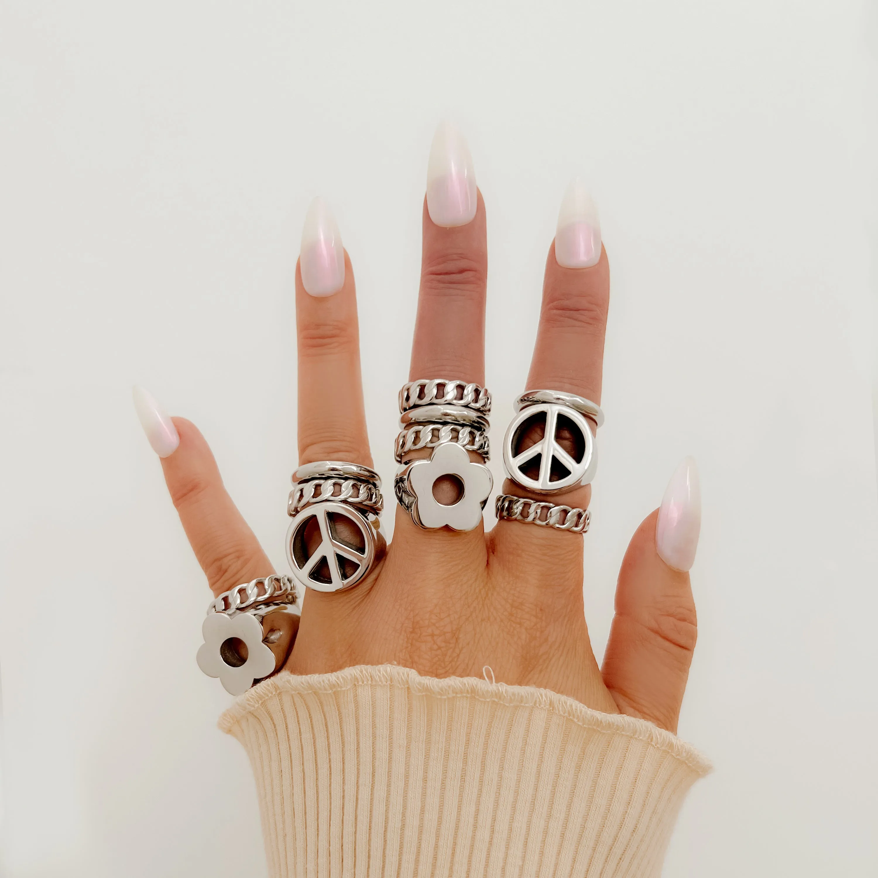 Beatrice Ring Silver