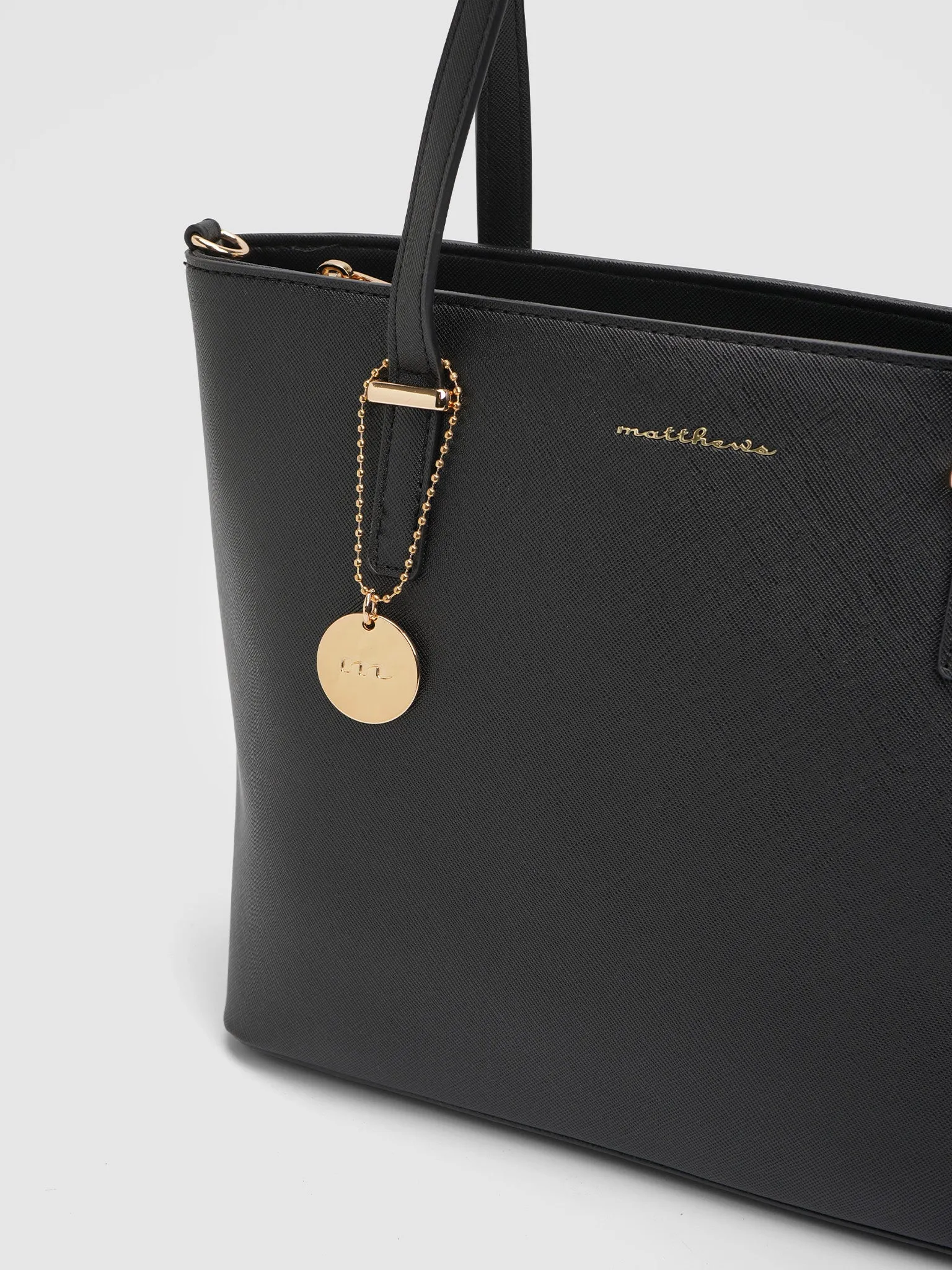Ivan Shoulder Bag